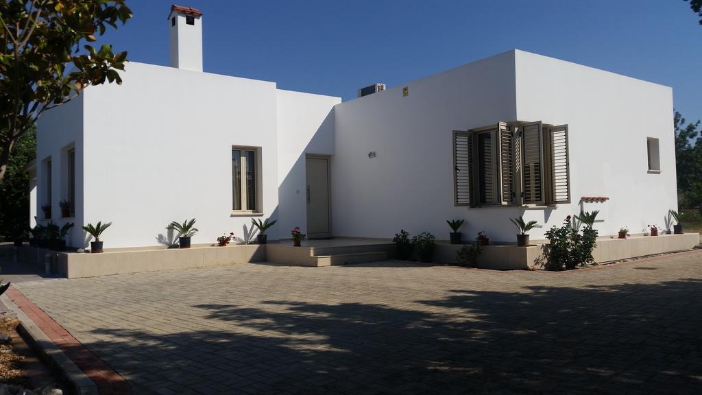 Eliofos Luxury Villa Polis Bagian luar foto
