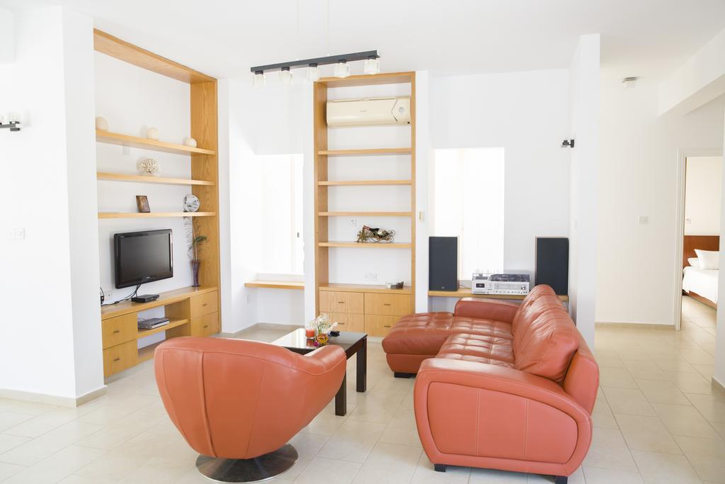 Eliofos Luxury Villa Polis Bagian luar foto